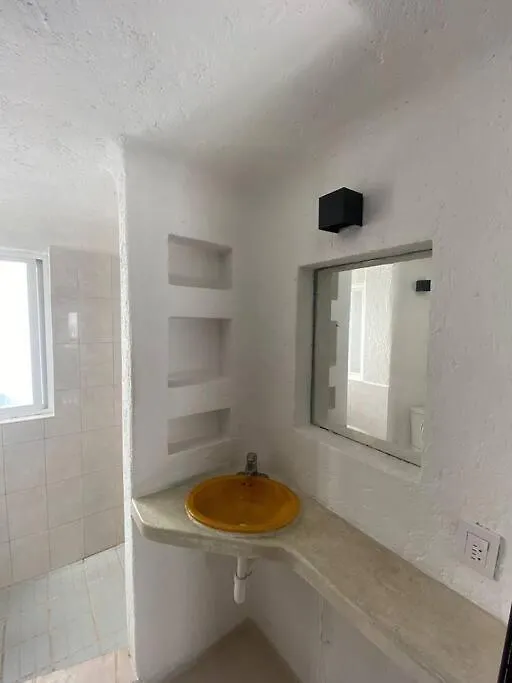 Apartamento Estudio A Unos Pasos De La Playa En Planta Alta Playa del Carmen México